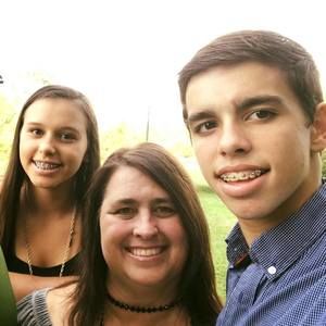 Meet your Posher, Sherry